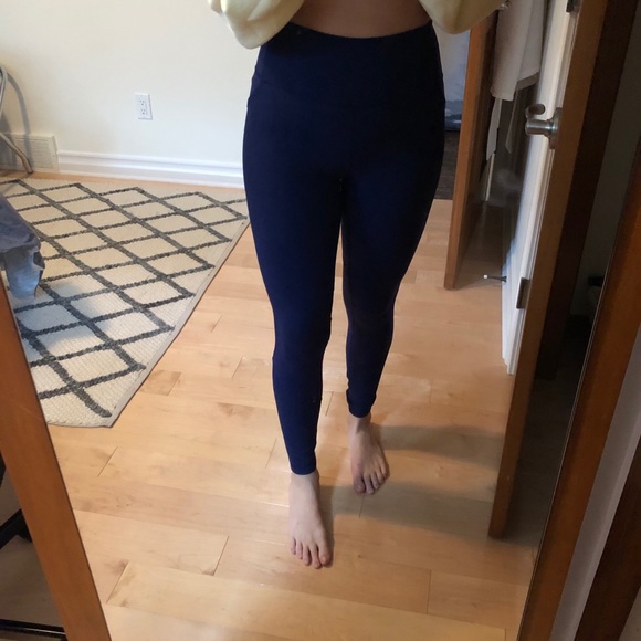 LULULEMON LEGGINGS - Picture 2 of 5